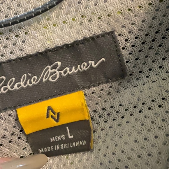 Men’s Seersucker Shirt - Picture 2 of 9